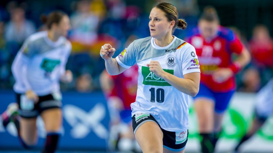 Ex-Nationalspielerin Anna Loerper wird WM-Co-Kommentatorin 