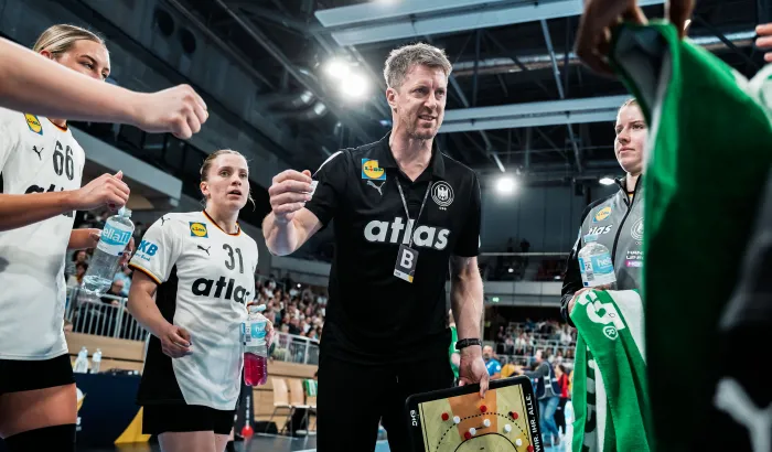 Markus Gaugisch beim Coachen