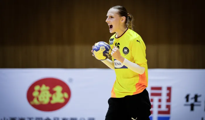 Lena Lindemann wehrte 45 Prozent der Würfe auf ihr Tor ab. - Foto: kolektiff