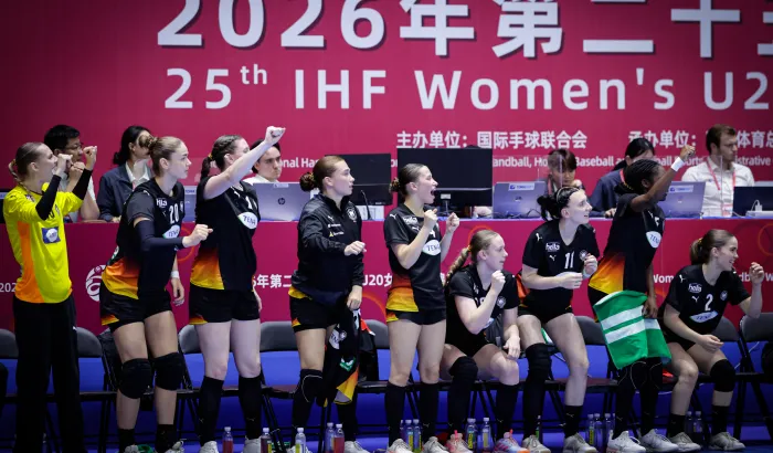 Zweites Spiel, zweiter Sieg: Die DHB-Auswahl erfüllte China auch gegen Kanada ihre Favoritenrolle. - Foto: kolektiff