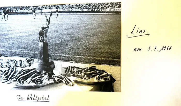 Weltpokal. - Archiv Volker Schneller