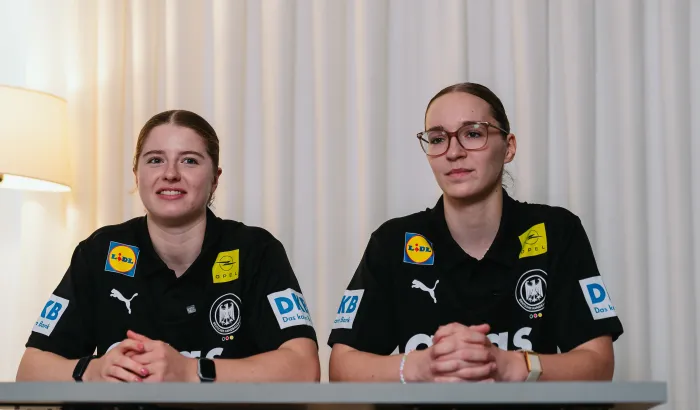 Nina Engel und Nieke Kühne beim Medientermin. - Foto: Lars Neumann