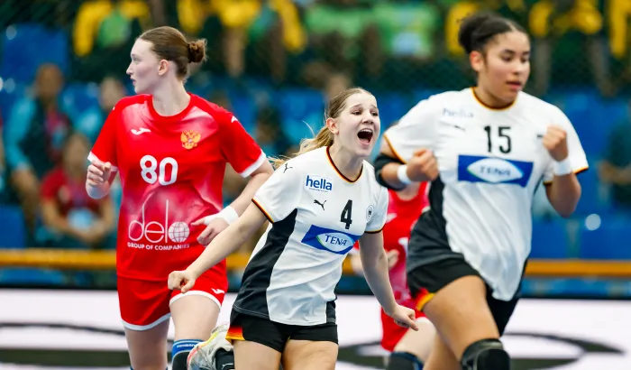 Nora Lueg wurde mit 10 Toren zur Spielerin des Spiels gewählt. - Foto: Kolektiff
