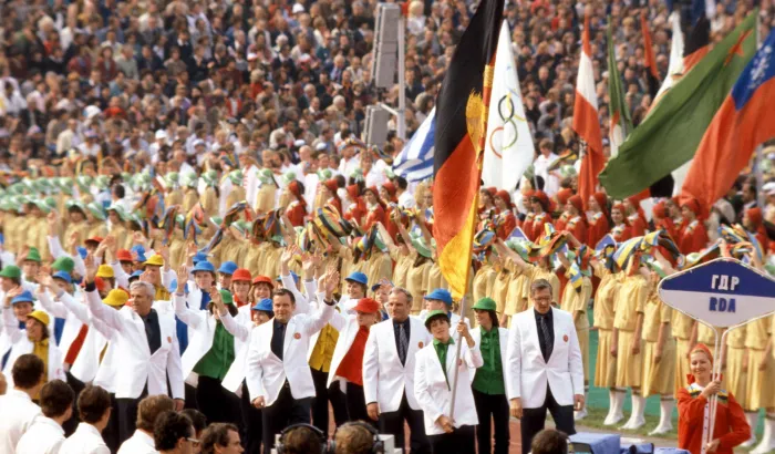 Kristina Richter ist die deutsche Fahnenträgerin bei den Olympischen Spielen 1980 in Moskau