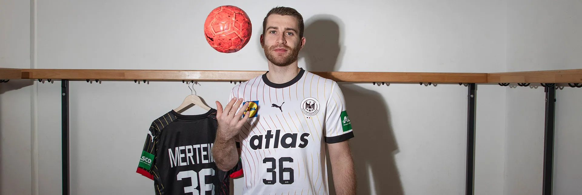 Lukas Mertens in der Kabine