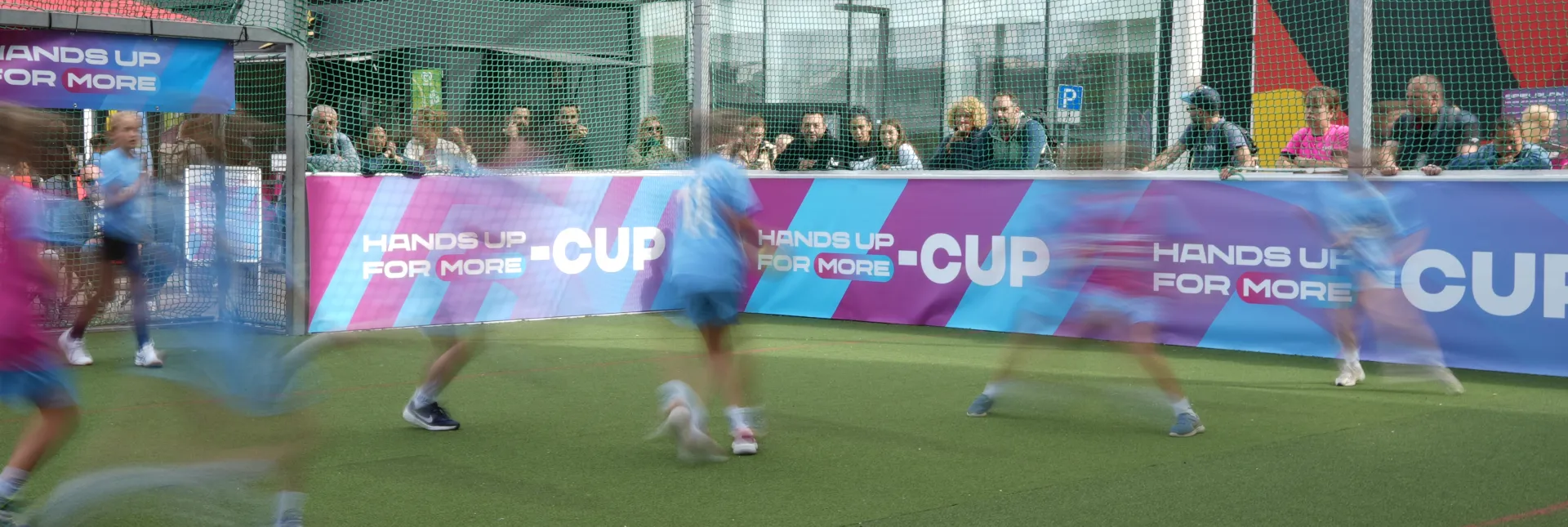 Im Rampenlicht von Hands up for more