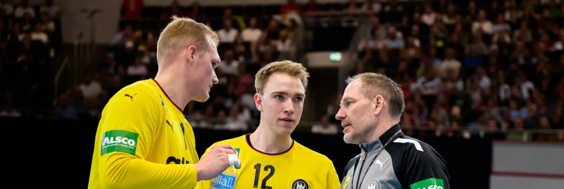 Mattias Andersson im Gespräch mit David Späth und Lasse Ludwig. - Foto: Kenny Beele 