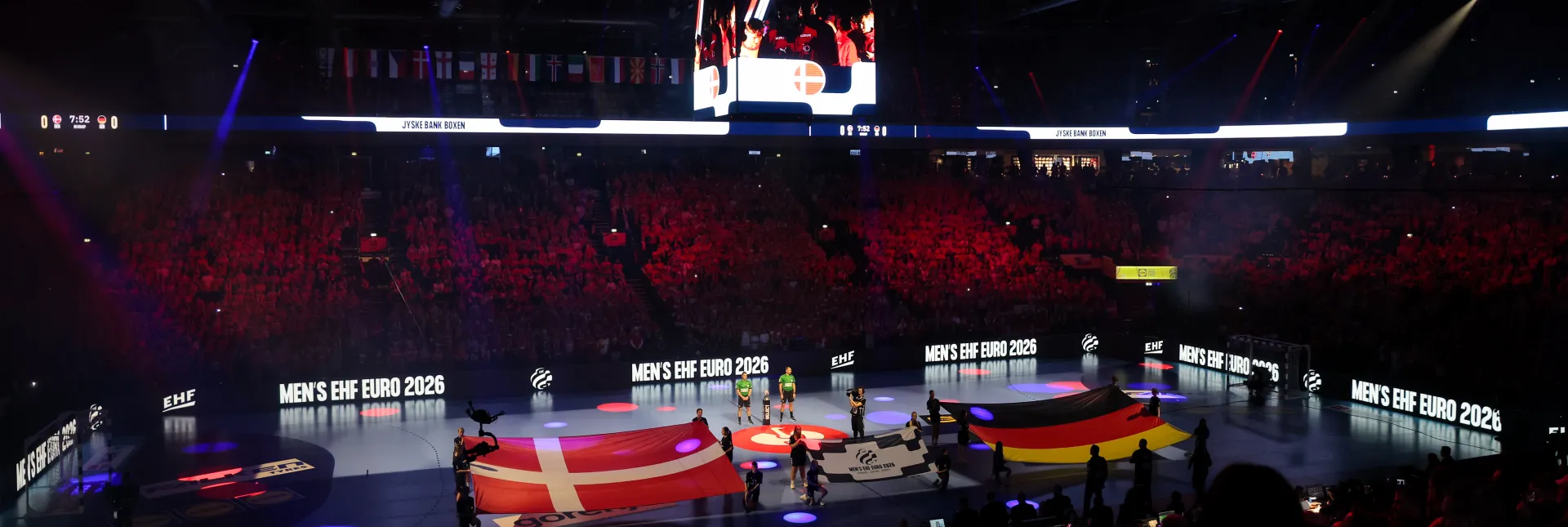 Der Kracher Dänemark gegen Deutschland in Kopenhagen. - Foto: kolektiff images