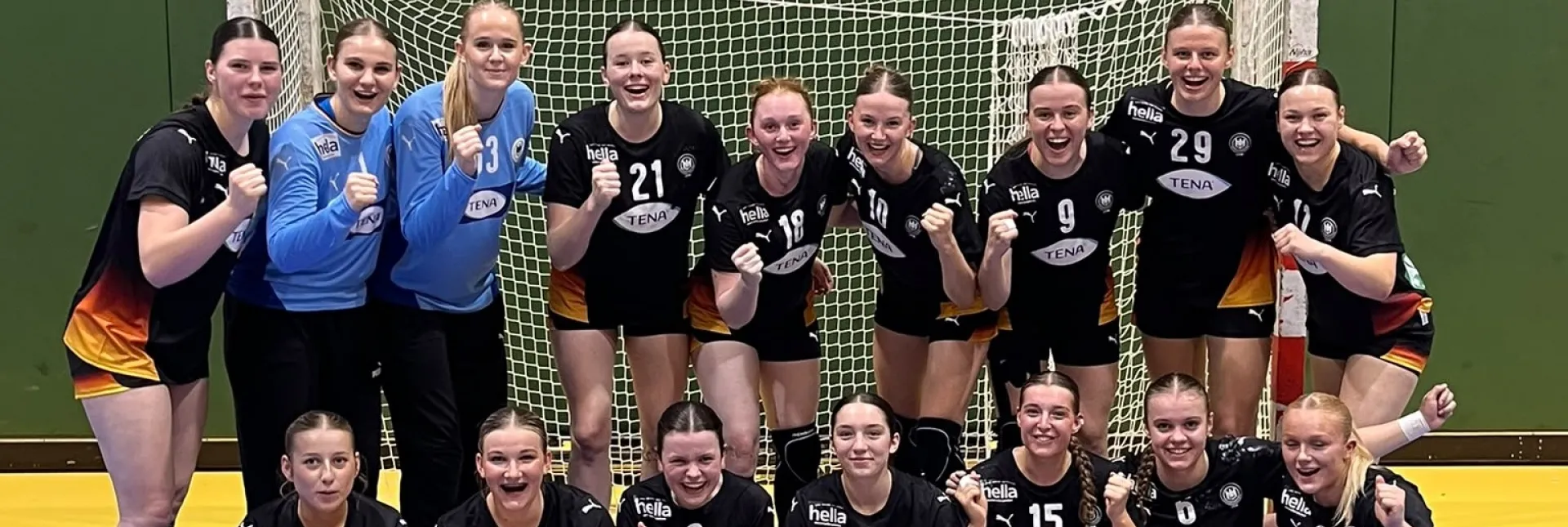 Zufriedene Gesichter gab's im deutschen Team nach dem Test gegen die Niederlande. - Foto: DHB