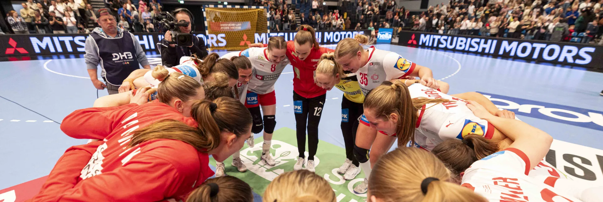 Die dänische Nationalmannschaft. - Foto: Kenny Beele