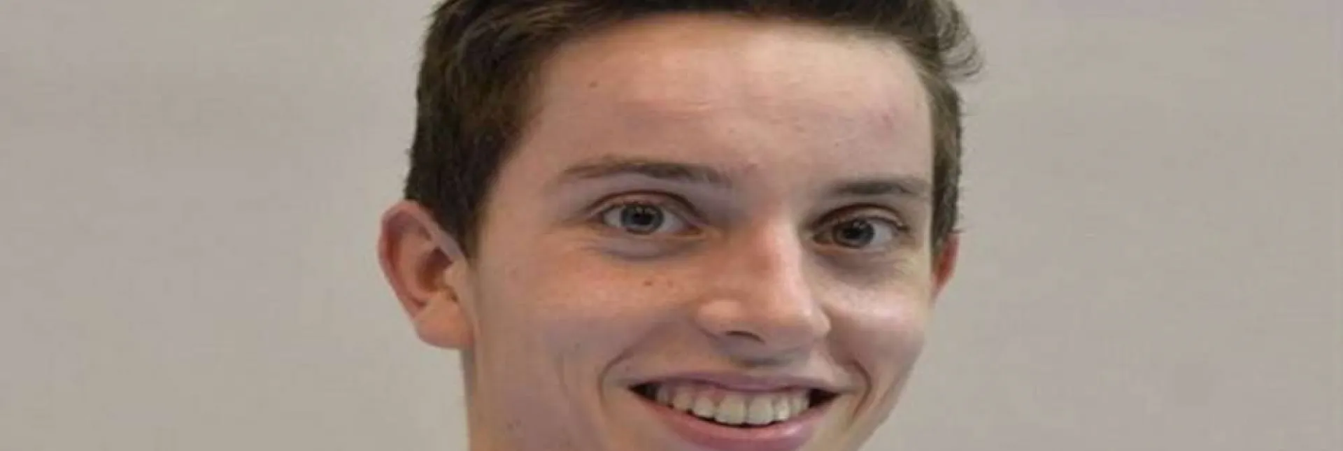f0b360277e3c74b.jpg
