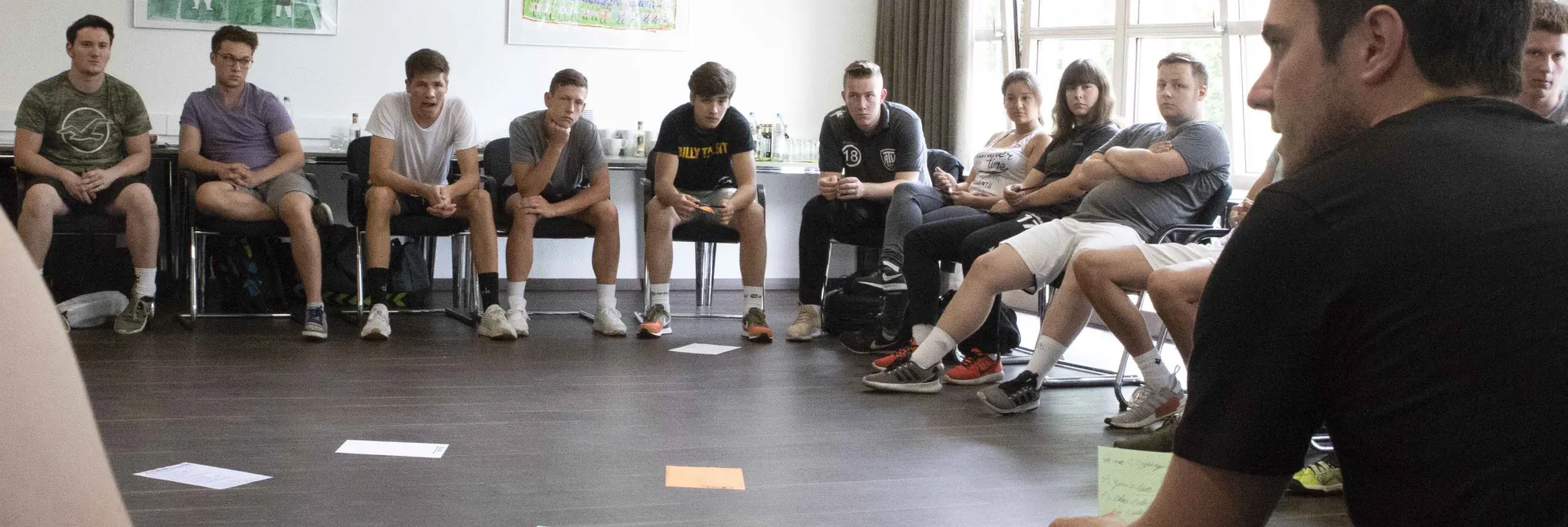 20190326-Freiwillige-und-junge-Engagierte_-Handballjugend-bittet-zum-Seminar-nach-Wuerzburg.jpg