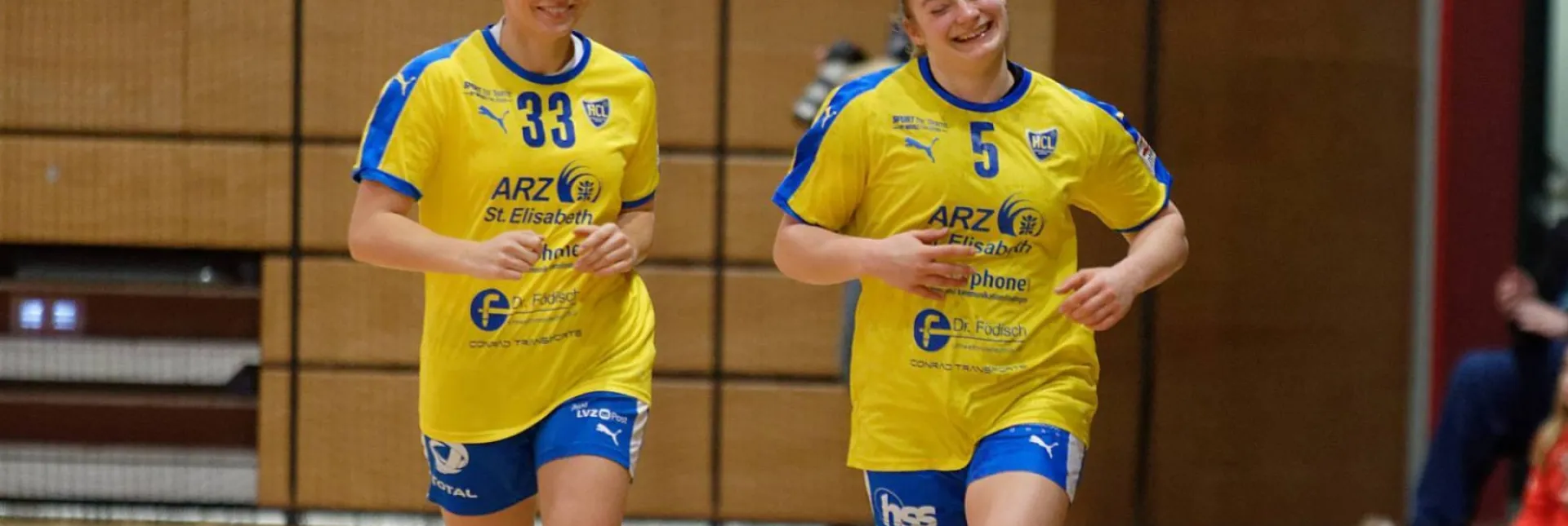 Franzisca-Buth-links-und-Isabell-Hurst_rechts-Verein.jpg Franzisca-Buth-links-und-Isabell-Hurst_rechts-Verein.jpg