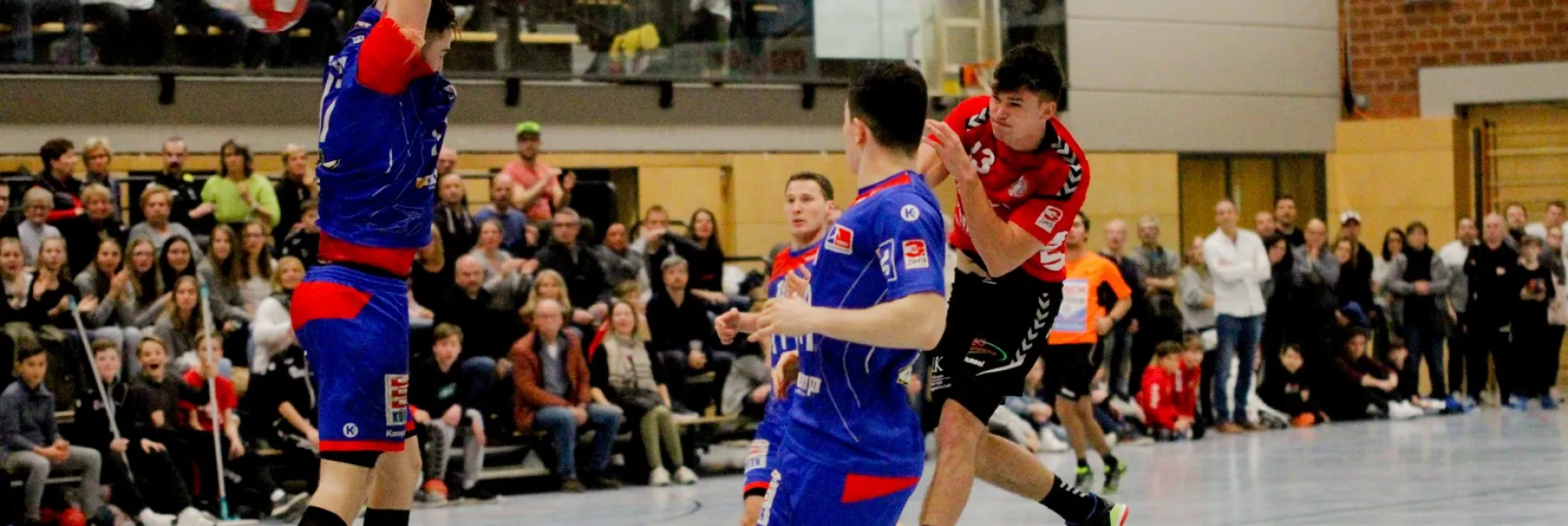 Lucas-Lohmann_Joern-Kehle.jpg Lucas-Lohmann_Joern-Kehle.jpg