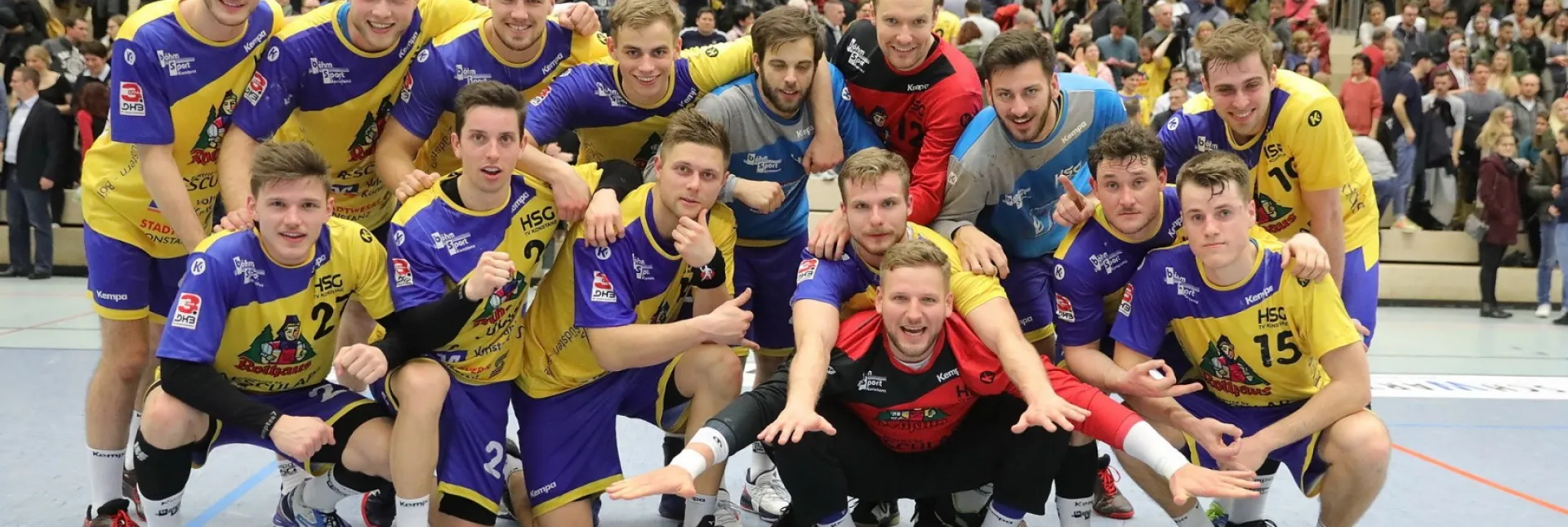 Team-Jubel-Superball_Pisa.jpg Team-Jubel-Superball_Pisa.jpg