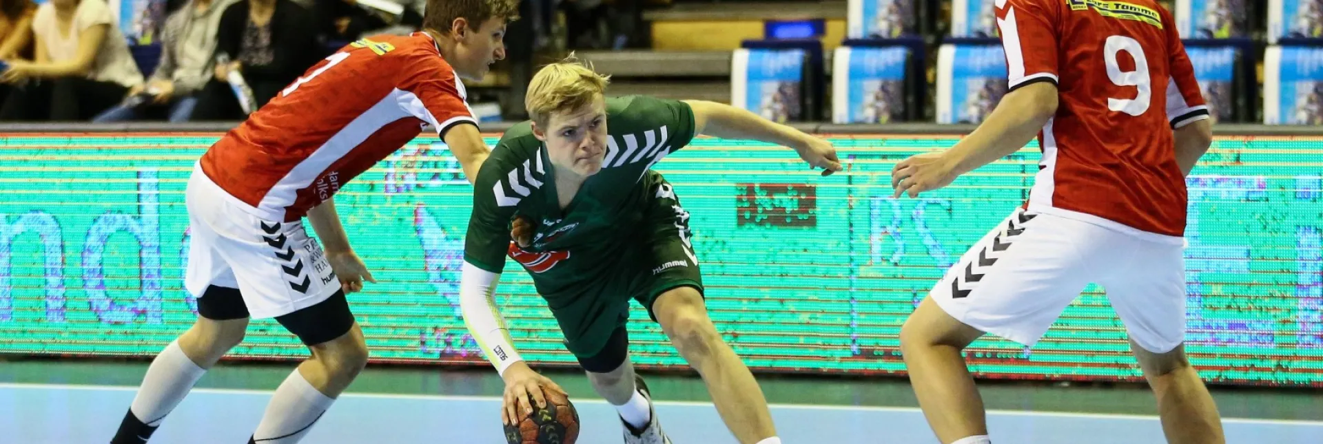 1541601091-HuKoFBJ.jpg 1541601091-HuKoFBJ.jpg