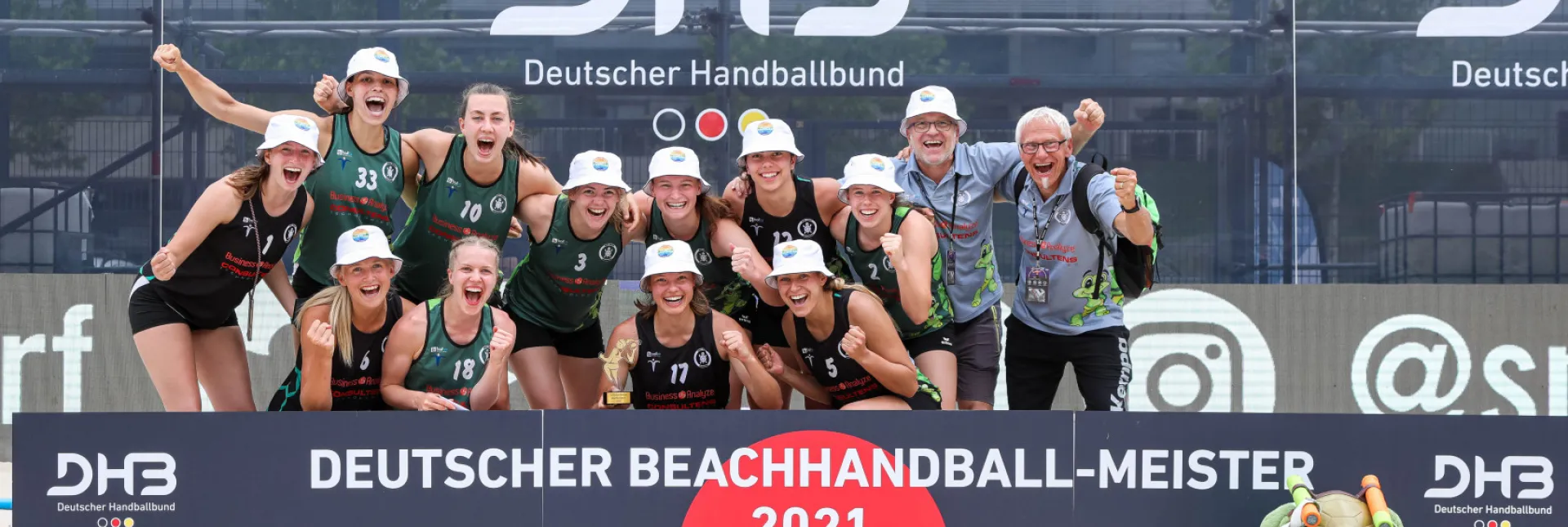 Frauen_Meister_Minga_Turtles.jpg