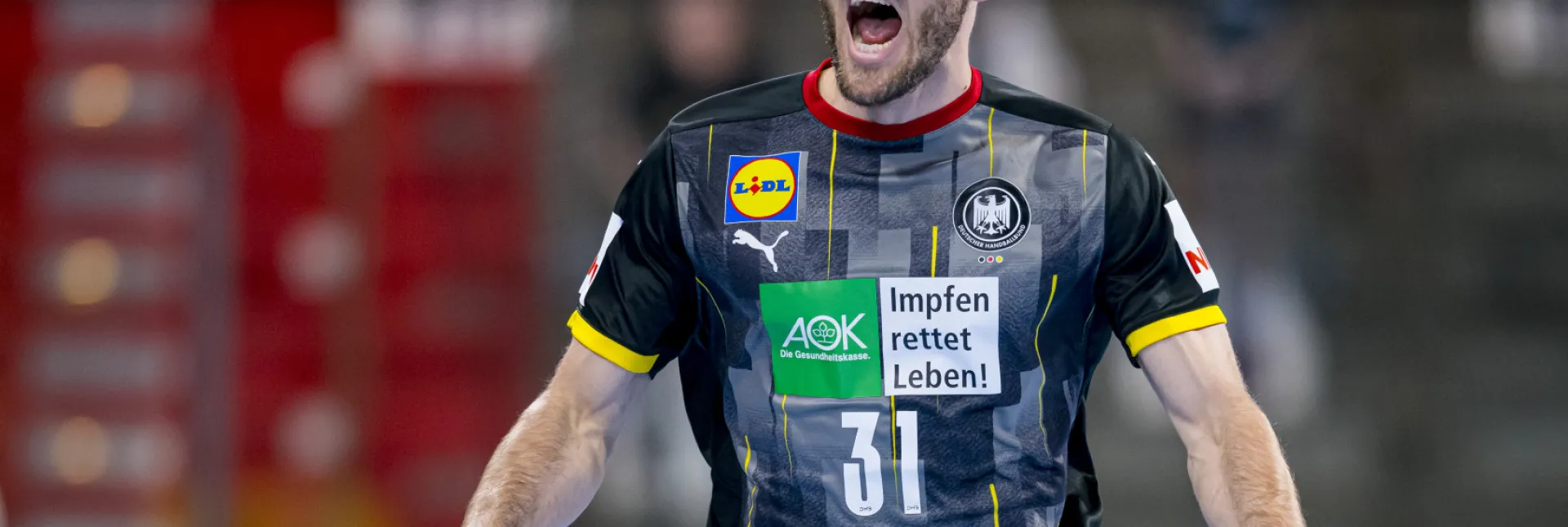 KLAHN_09-32-.jpg