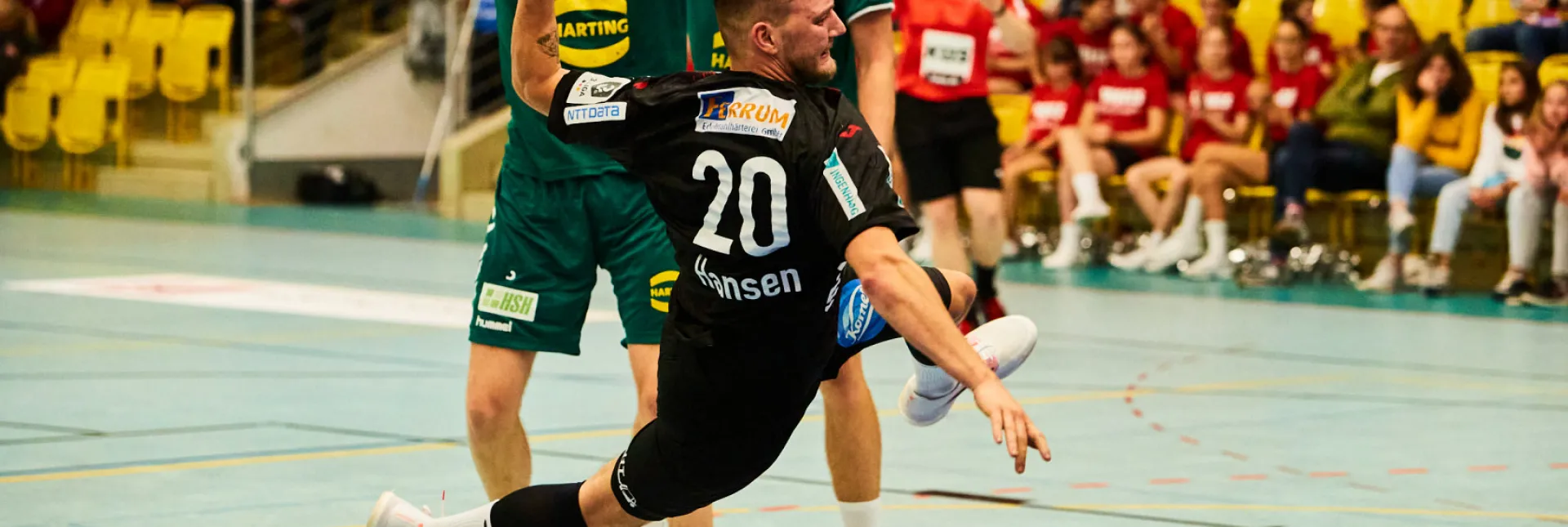 Hark-Hansen-im-Spiel-gegen-GWD-Minden-II-02-10-2021-.jpg