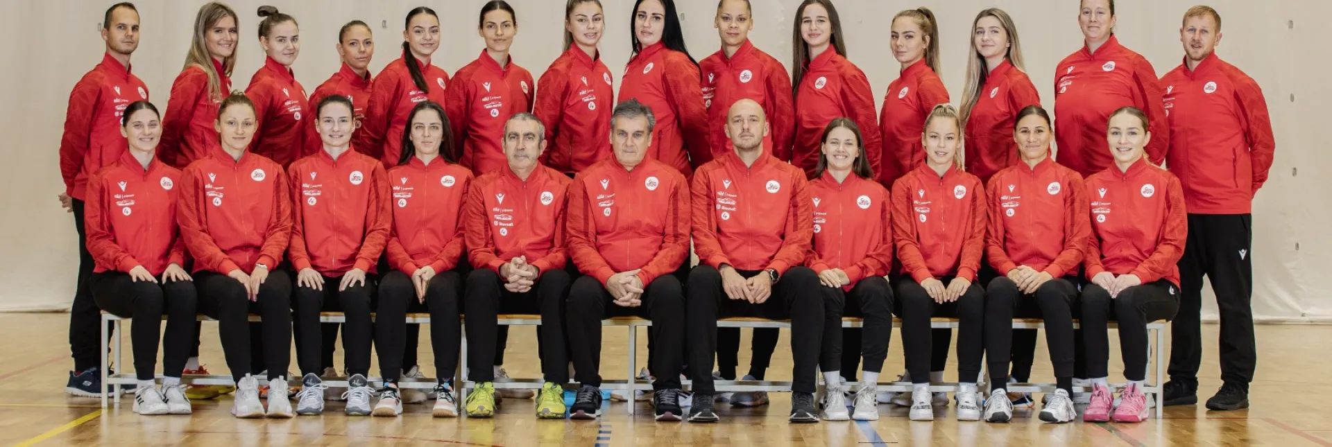 24_Teambild_SVK.jpg 24_Teambild_SVK.jpg