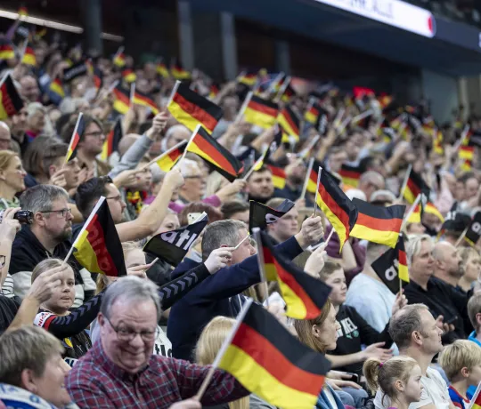 Support in Herning bei der EHF EURO 2026. - Foto: Kenny Beele