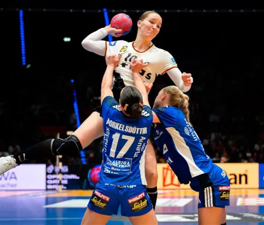 Kühnes Nationalmannschaftsdebüt 