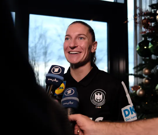 Jenny Behrend beim Medientermin 