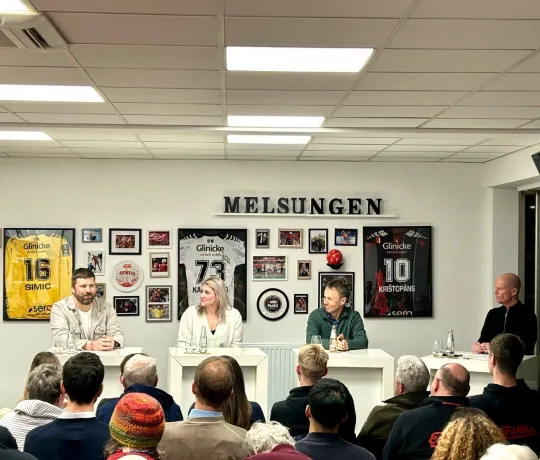 "Melsungen trifft ..." mit prominenter Besetzung. - Foto: Robin Lipke/MT Melsungen