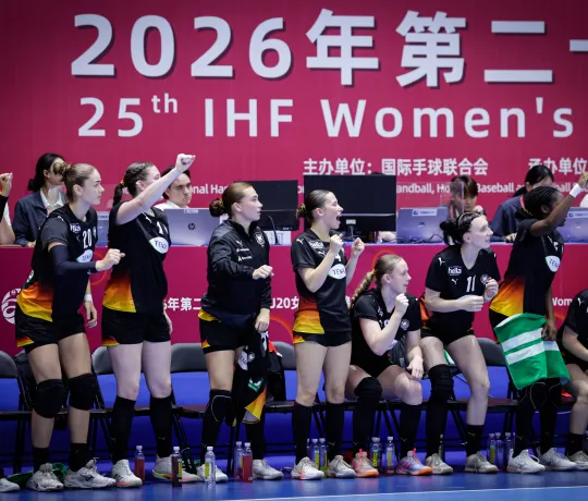 Zweites Spiel, zweiter Sieg: Die DHB-Auswahl erfüllte China auch gegen Kanada ihre Favoritenrolle. - Foto: kolektiff