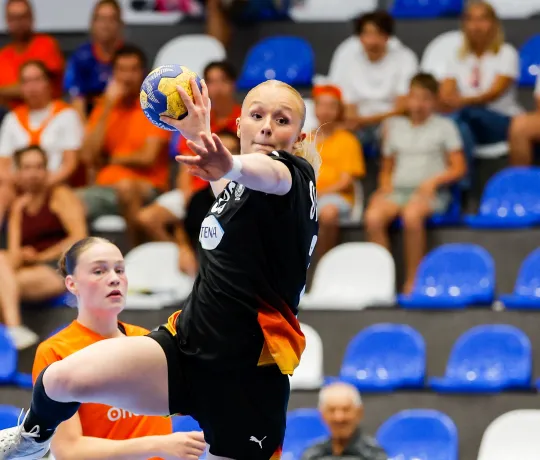 Janne Overbeck bewies auf Linksaußen mit neun Toren ein sicheres Händchen. – Foto: Kolektiff