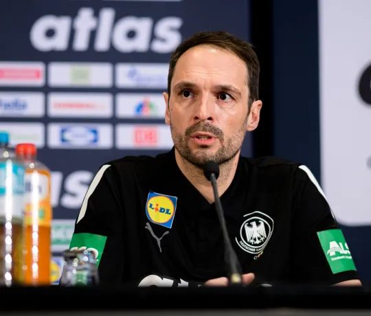 Hat seinen Vertrag vorzeitig verlängert, Teammanager Benjamin Chatton. | Foto: Marco Wolf