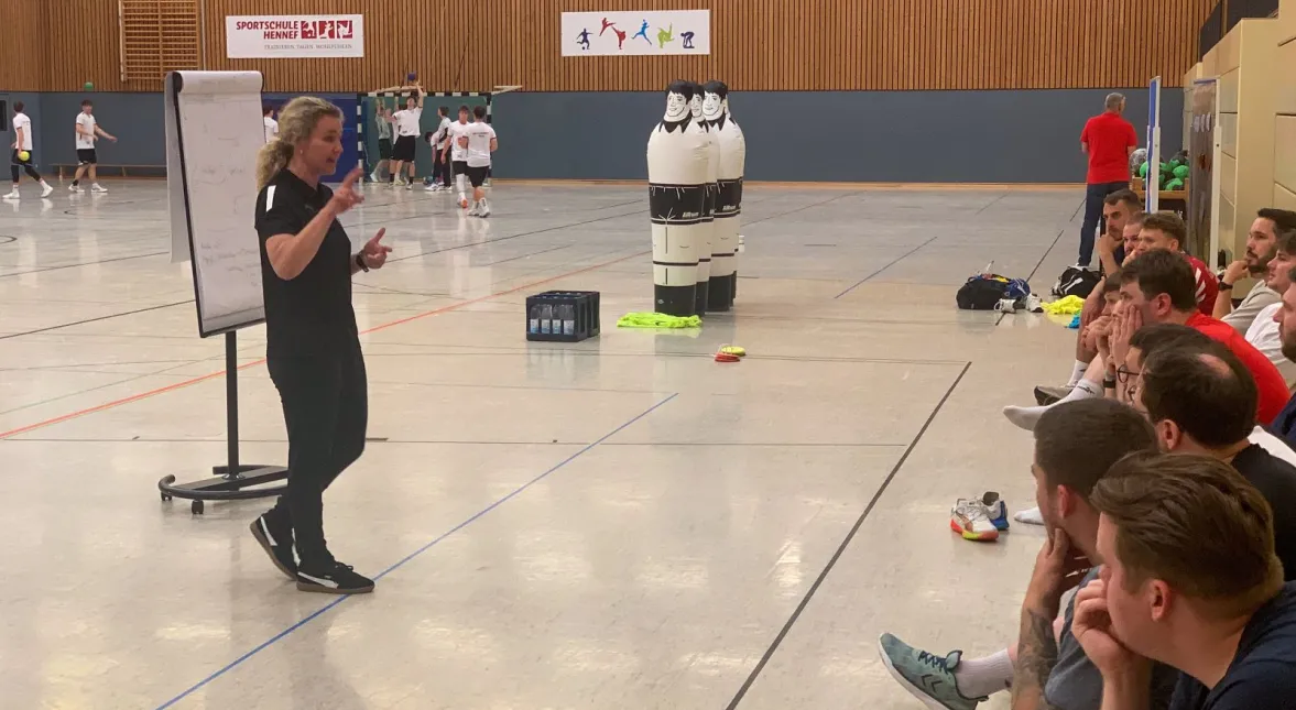 Input während der Hallenzeiten. - Foto: Dr. Cornelius Väth