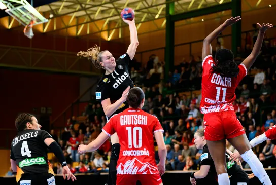 Die deutsche Frauen-Nationalmannschaft gegen die Schweiz