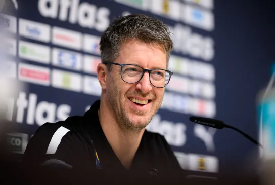 Bundestrainer Markus Gaugisch begrüßt neue Gesichter. - Foto: Marco Wolf