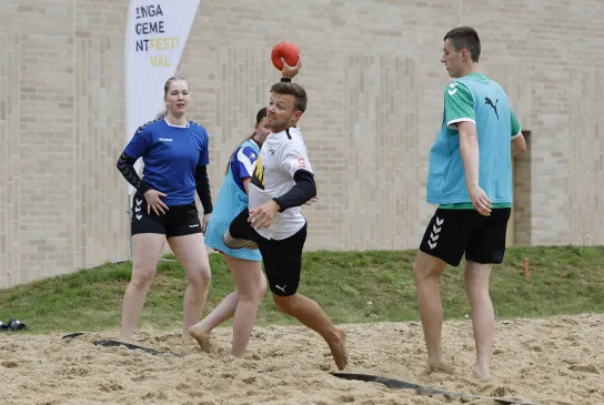 Beim Engagement_Festival 2026 wird es ein großes Beachhandball-Turnier geben