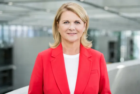 Die Parlamentarische Staatssekretärin bei der Bundesministerin für Wohnen, Stadtentwicklung und Bauwesen, Sabine Poschmann