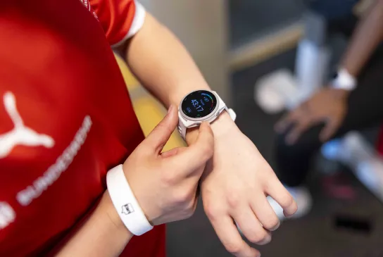 Die Garmin-Uhren sind bei der U20w im Einsatz. - Foto: Kenny Beele