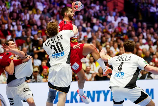 Deutschland und Serbien trafen bei der EHF EURO 2026 aufeinander-  Foto: kolektiff images