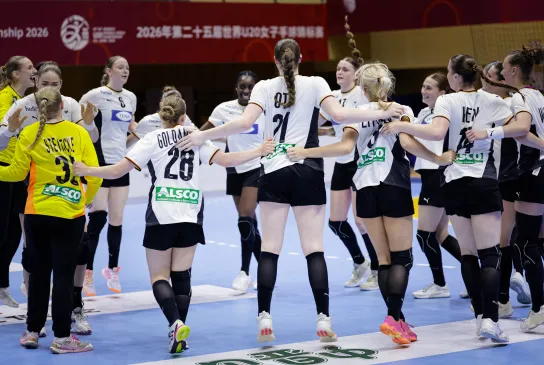 Allen Grund zur Freude hatte die DHB-U20 nach dem Sieg gegen Südkorea. - Foto: kolektiff