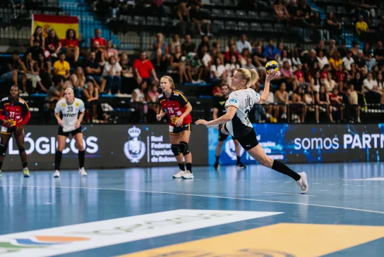Kapitänin Antje Döll. - Foto: Lars Neumann 