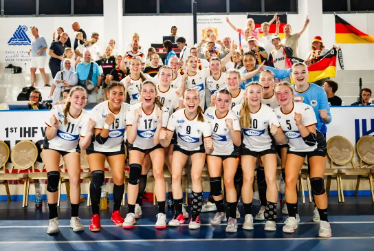 DHB-Auswahl zieht als Gruppenerster ins WM-Halbfinale ein. | Foto: kolektiff
