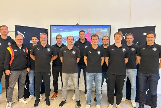 Die Teilnehmenden der Bundestrainertagung. - Foto: DHB