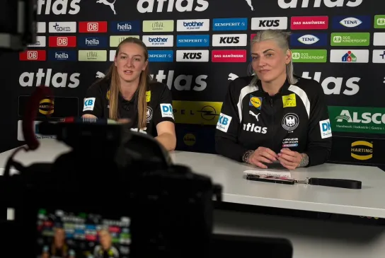 Viola Leuchter und Anja Althaus beim Medientermin. - Foto: Laurin Melms