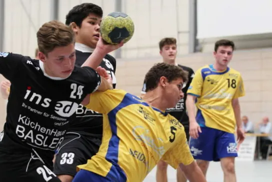 7b3b2c20cbfa915.jpg