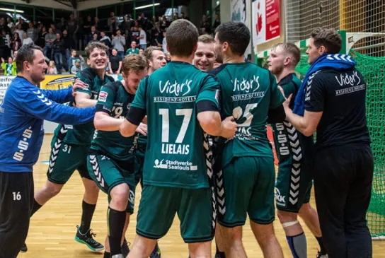 Jubel-Derby-Sieg-net.jpg