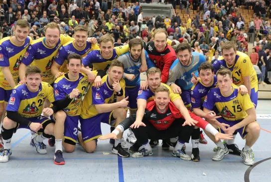 Team-Jubel-Superball_Pisa.jpg