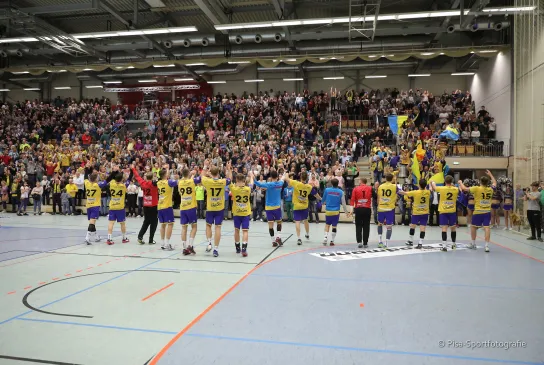 Jubel-HSG-Konstanz-Superball_Pisa.jpg