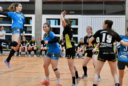 ESV_Regensburg_gegen_Nellingen_Testspiel.jpg