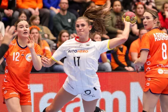 220922_handball_damen_niederlande_vs_deutschland_05032022_180726_KB_1647.jpg